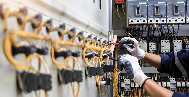 Professional Ceiling Fan Installation technician working in Alexandria, VA